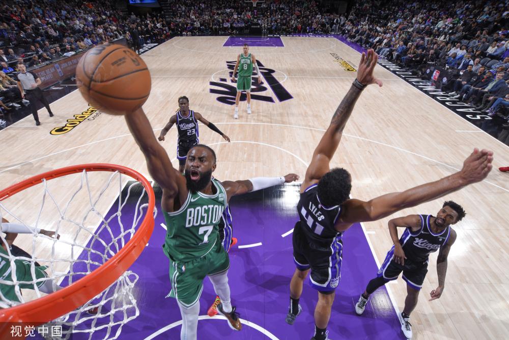 C米兰掀起 C米兰掀起