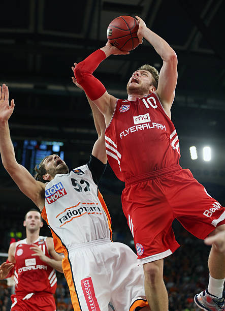 模出售球员 模出售球员